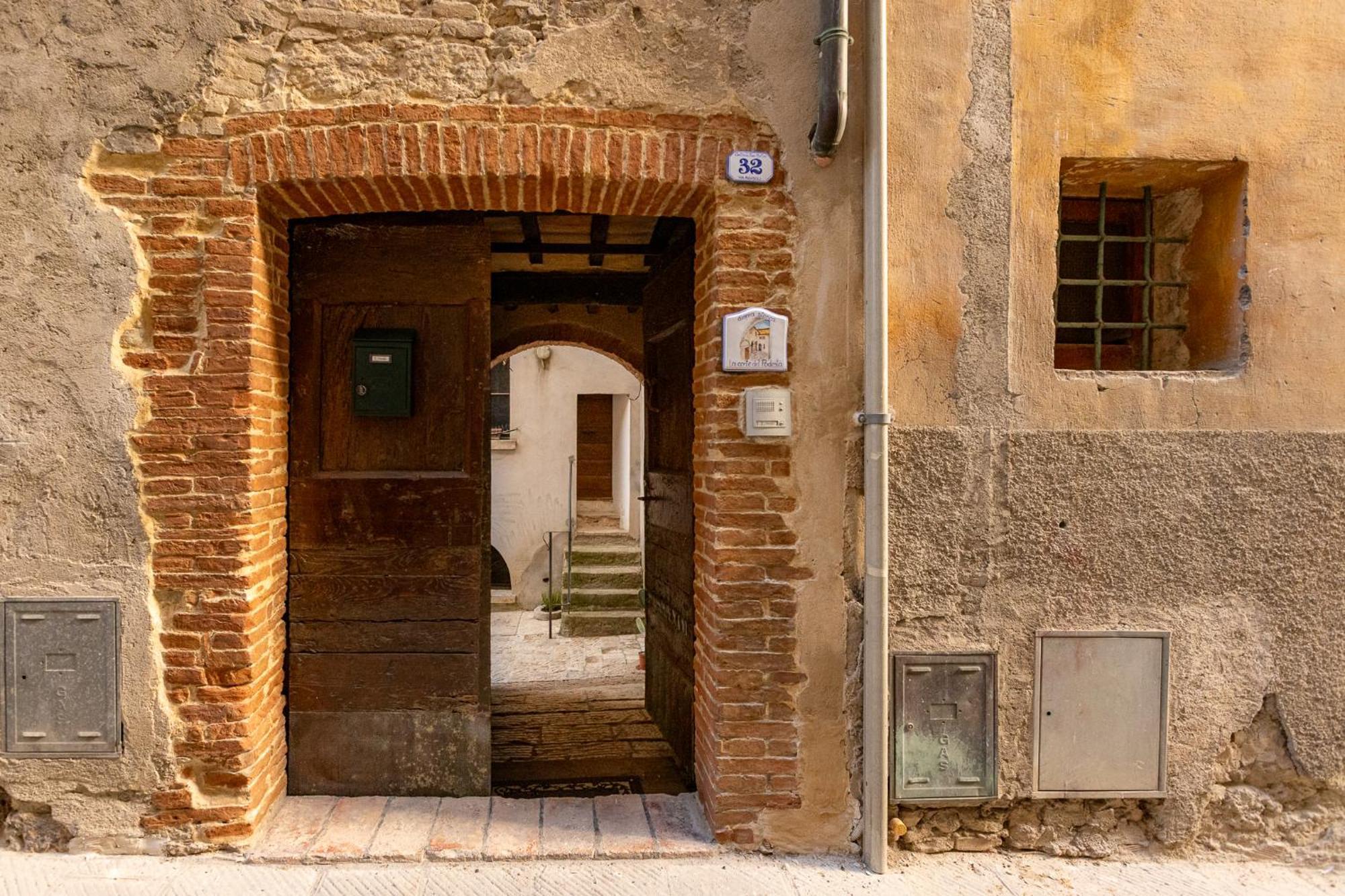 La Corte Del Podesta Sarteano Εξωτερικό φωτογραφία